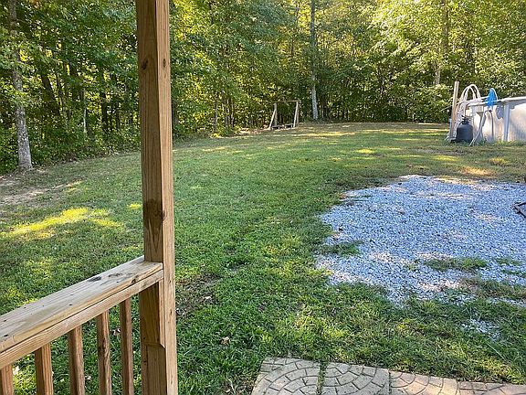 4th image of 195 Parkview Dr