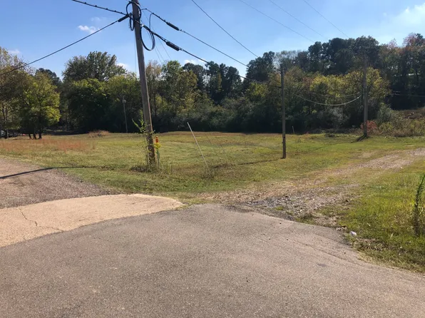 103 Front St, Gillham, AR 71841