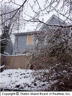 2nd image of 1042 Van Duzer St