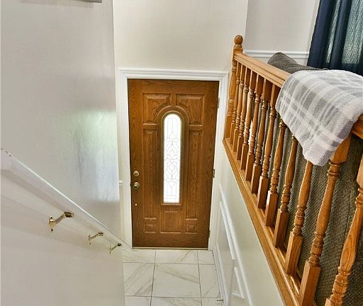 3rd image of 191 Heritage Dr