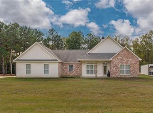 211 Shree Ln, Deville, LA 71328