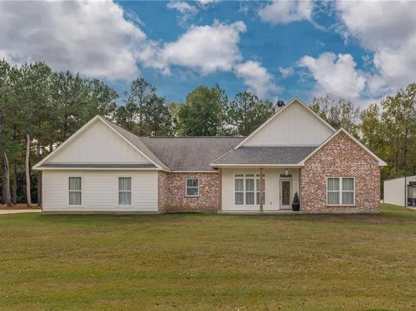 211 Shree Ln, Deville, LA 71328
