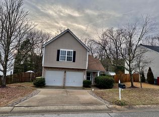 104 Trevor Ridge Dr, Holly Springs, NC 27540