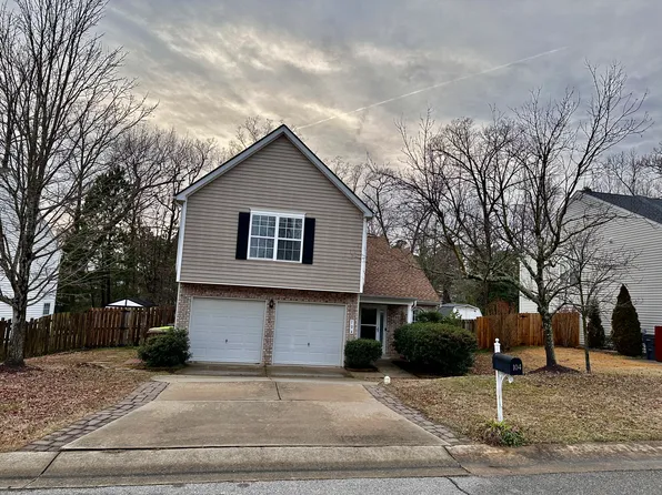 104 Trevor Ridge Dr, Holly Springs, NC 27540