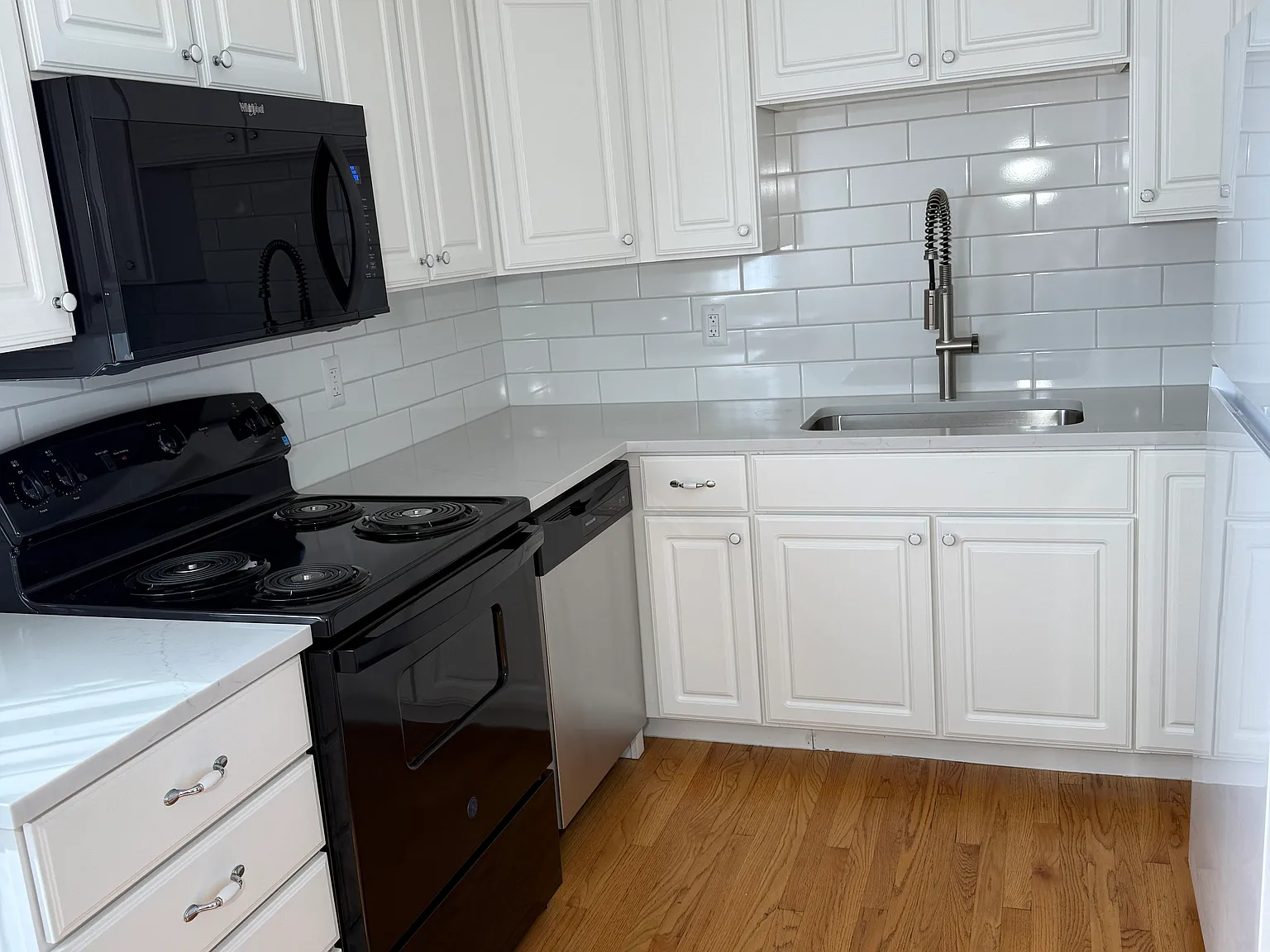 4030 W Thirteen Mile Rd — Photo 4