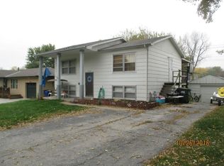 7809 Park View Blvd, La Vista, NE 68128