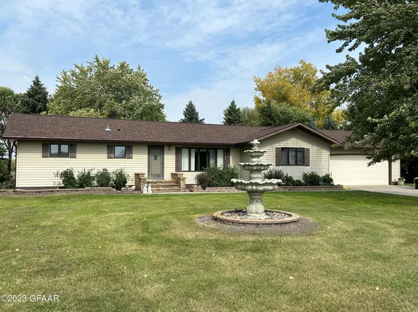 15515 County Road 11, Grafton, ND 58237