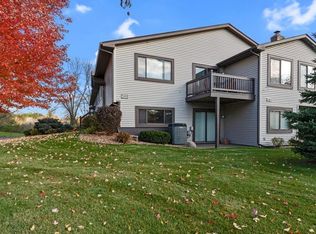 5534 Donegal Dr, Shoreview, MN 55126