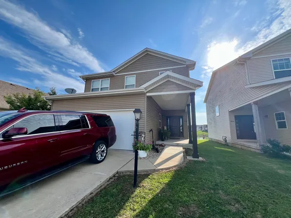 1408 Myrtle Beach Ave, Champaign, IL 61822