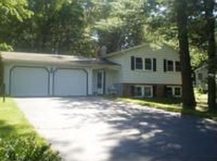 45 Pico Rd, Clifton Park, NY 12065