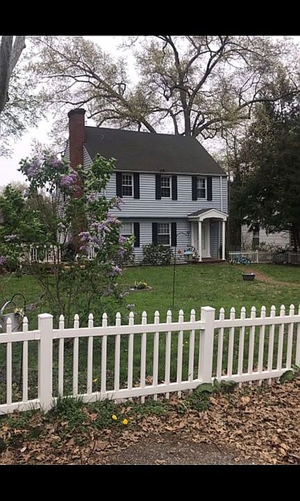 1st image of 207 50th St SE