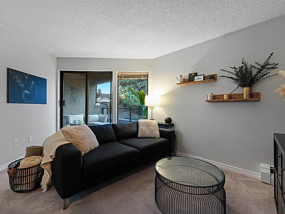 3rd image of 8460 Ackroyd Rd #327
