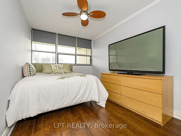 1300 Marlborough Ct #534 — Photo 28