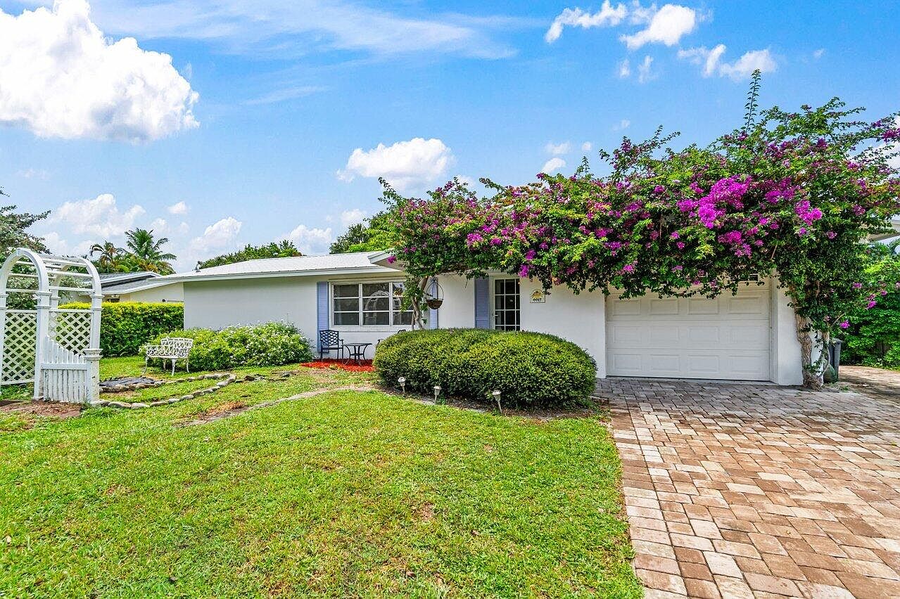 9917 N Fushia Circle, Palm Beach Gardens, FL 33410 | Zillow