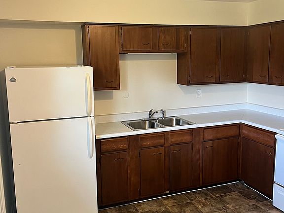2nd image of 541 S Hyatt St #K