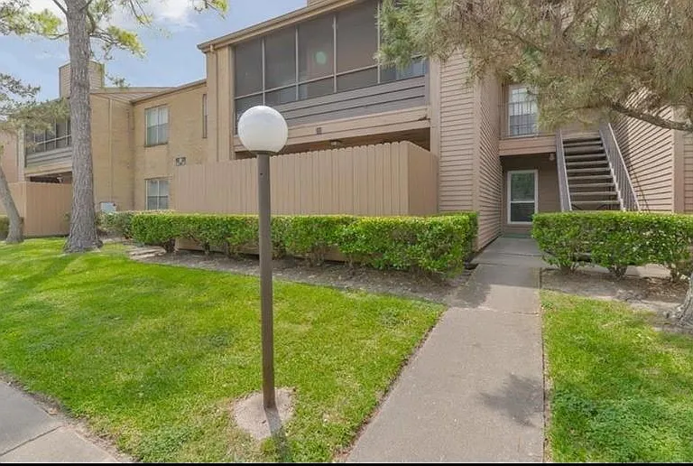 10555 Turtlewood Ct #2104 — Photo 8