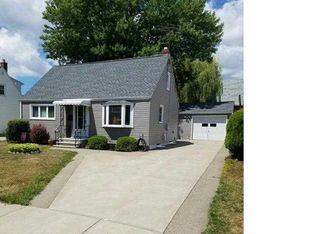 232 Yeager Dr, Cheektowaga, NY 14225
