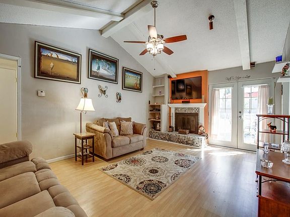 4th image of 5600 Woodhollow Dr