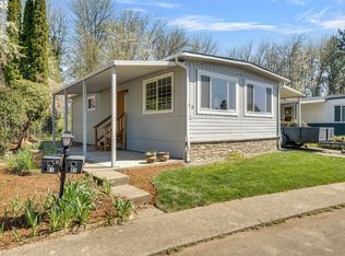 570 N 10th Ave, Cornelius, OR 97113