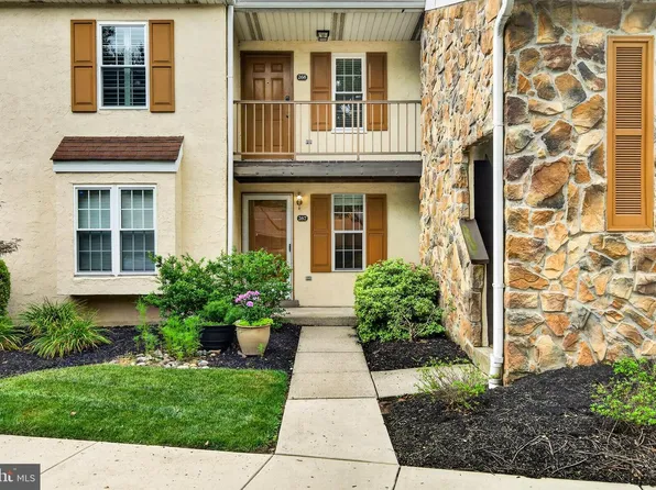 267 Valley Stream Ln #267, Wayne, PA 19087