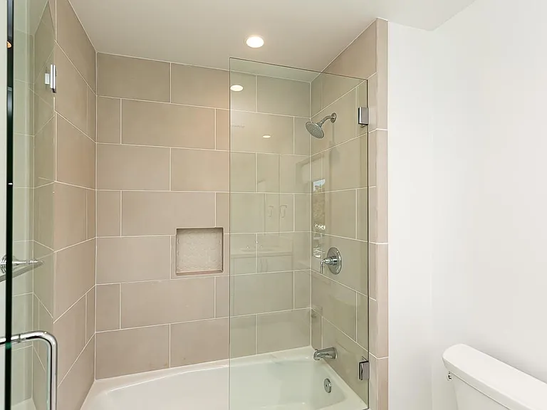 1438 Hornblend St — Photo 21