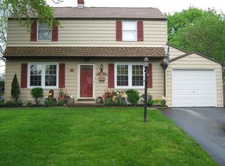 346 Forest Ave, Willow Grove, PA 19090