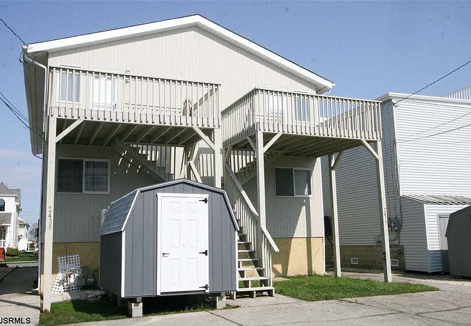 2nd image of 2439 Haven Ave