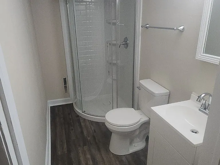 1347 College Park — Photo 29