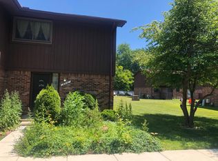 8418 Darlene Dr, Sterling Heights, MI 48312