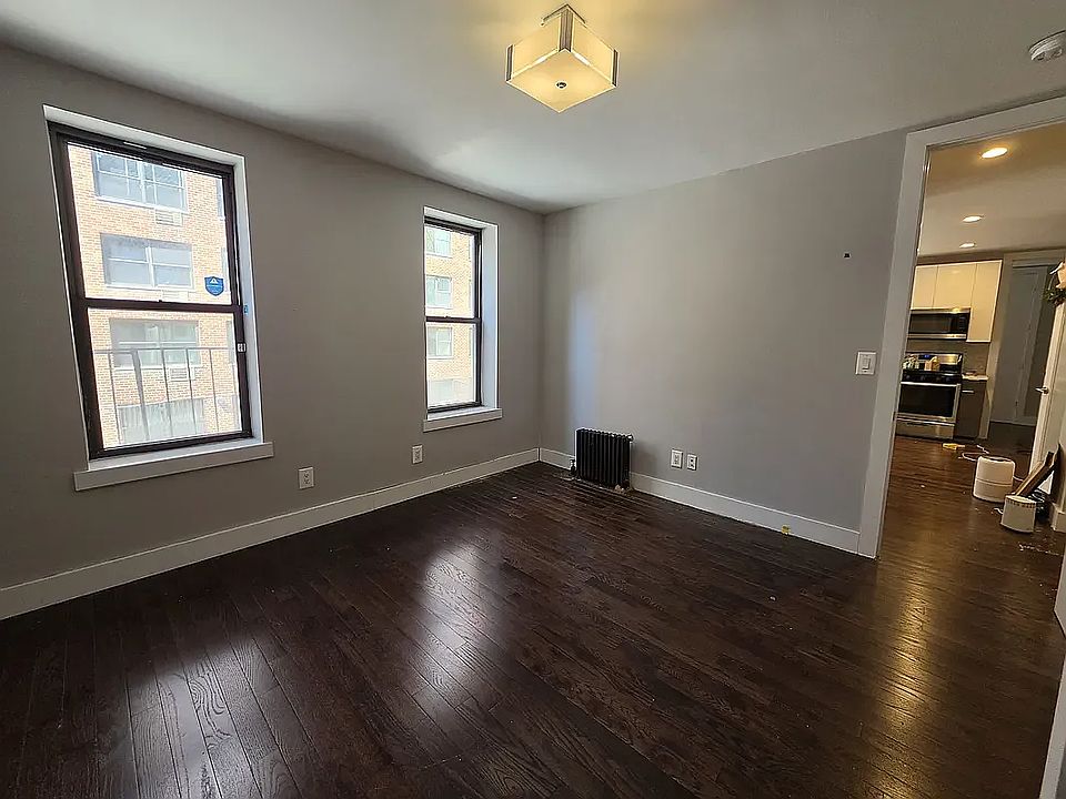 1st image of 101 Woodruff Ave #2L