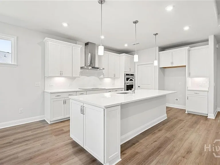 469 Monterey Loop — Photo 11