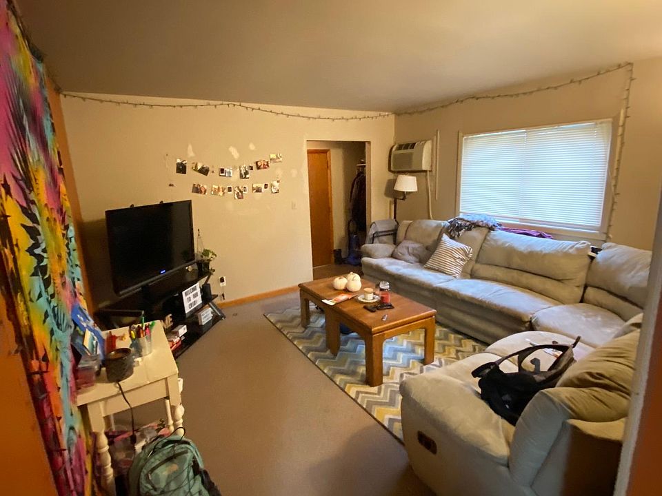 2nd image of 1011 Wright St #B