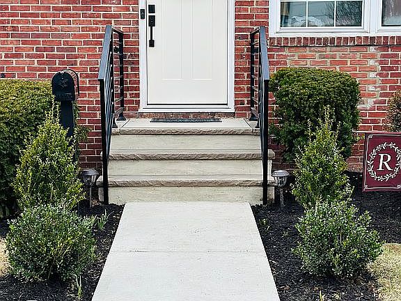4th image of 8-03 Harrison Dr