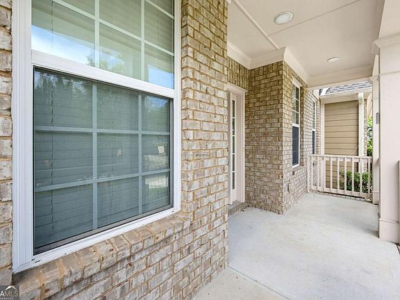 4th image of 720 Yasha Ct