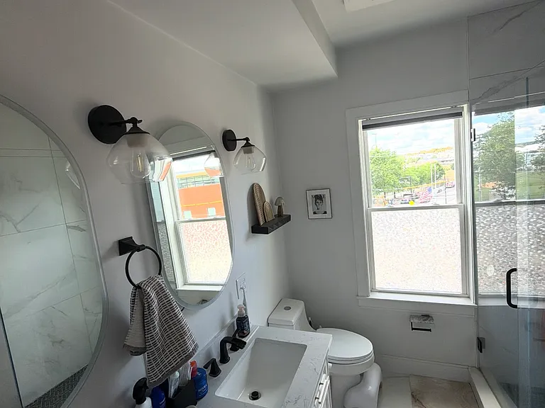 311 Lexington St #3 — Photo 11