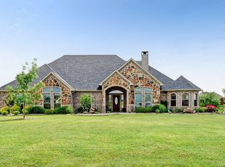 1176 Foolish Pleasure Dr, Terrell, TX 75160