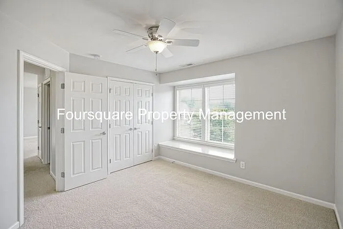 100 Cabot Dr — Photo 22