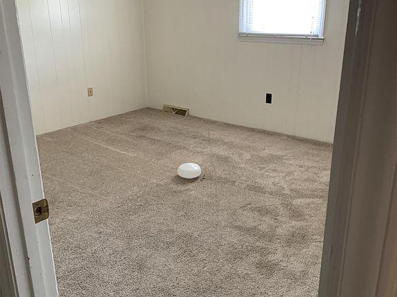 5th image of 151 Bell Court Dr APT 15
