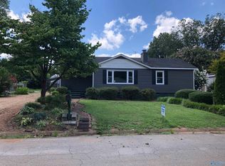 1212 E 1st St, Tuscumbia, AL 35674