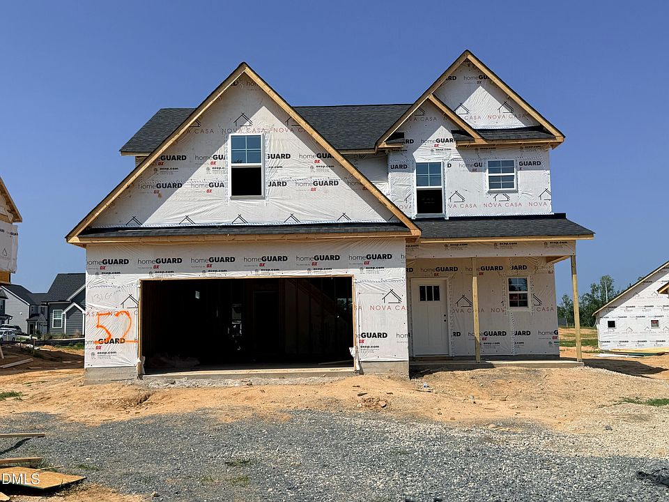 1st image of 131 Grinnell Loop