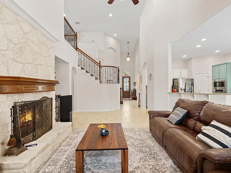 10921 Tornasol Ln — Photo 11