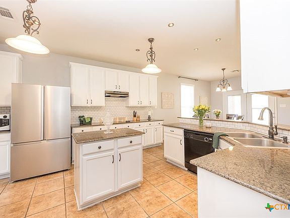 4th image of 773 Rolling Hills Dr