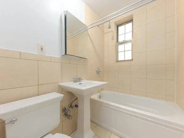 266 Washington Avenue A24 image 3 of 3