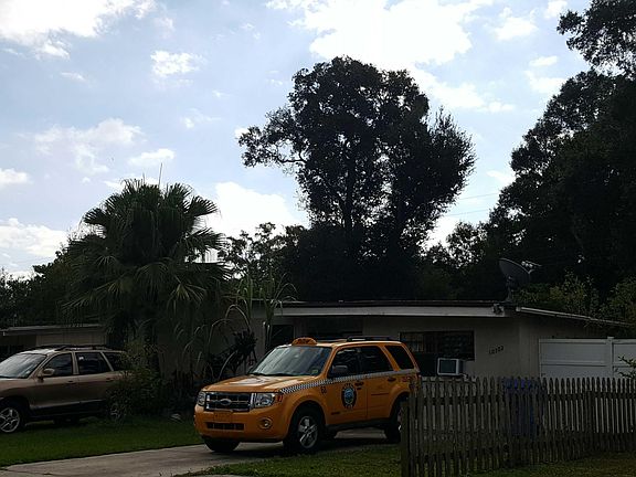 3rd image of 10103 Mariposa Pl