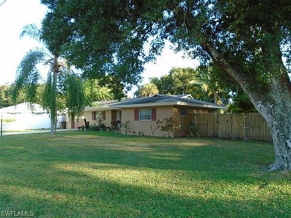 2nd image of 14819 Riverview Ct