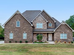 514 Sapphire Dr, Murfreesboro, TN 37128