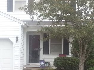 75 Carriage Ln #75, Newton, NJ 07860