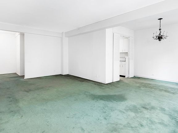 4th image of 415 E 52nd St APT 6LC