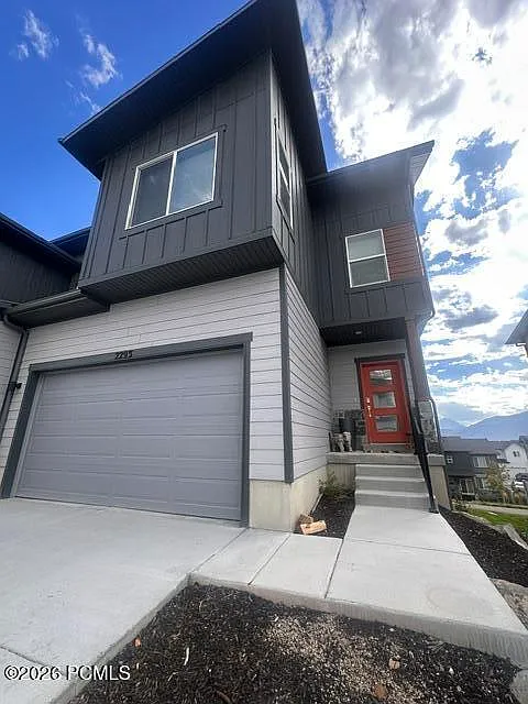 4 bed, 3.5 bath, 2775 sqft, $3,650 — Photo 3