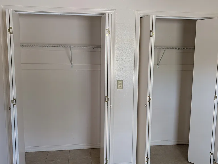 371 NW Lake City Ave #102 — Photo 10